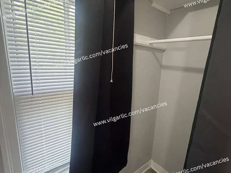 109 Columbia St — Photo 10