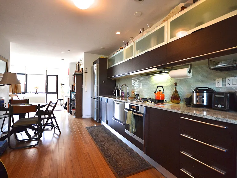 349 Metropolitan Ave #2D — Photo 6
