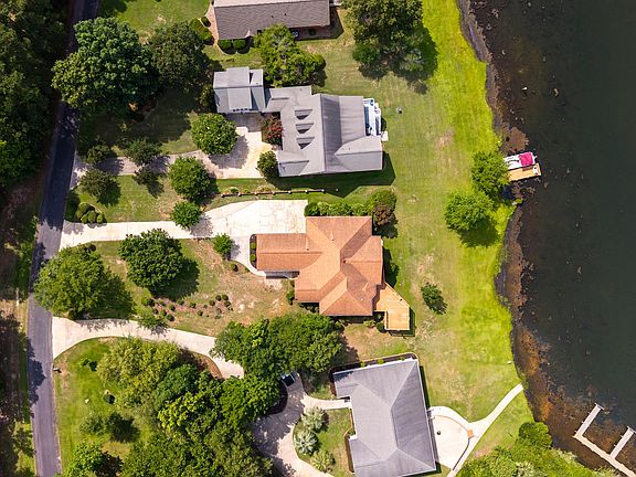 5th image of 3 Green Lake Dr