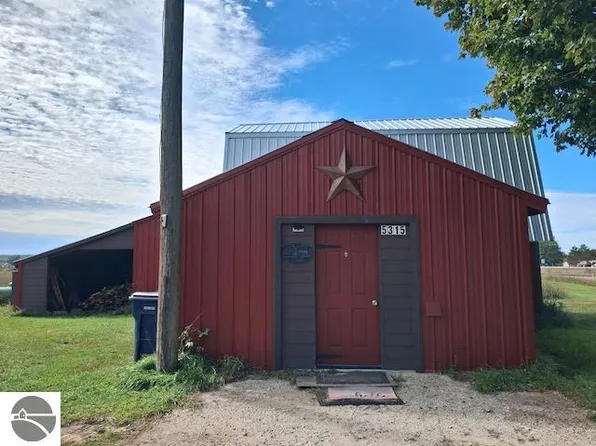 5315 N Us Highway 131, Mancelona, MI 49659