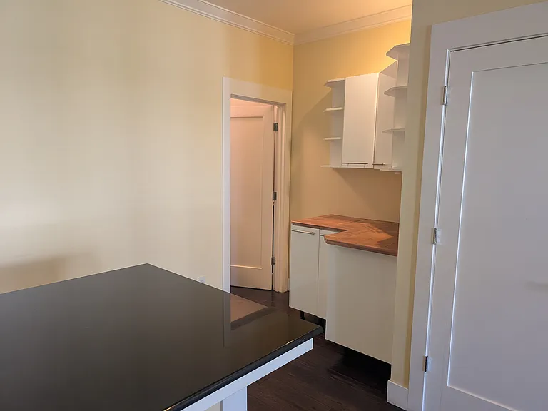 515 G St #1-223 — Photo 7