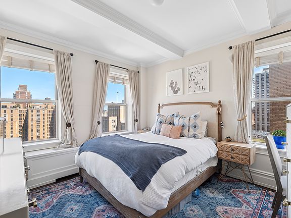 5th image of 165 W 91st St #15H