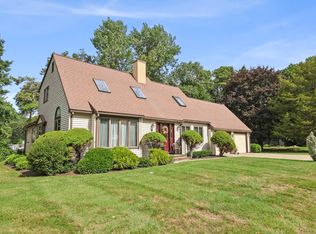 60 Lakewood Dr, Plymouth, MA 02360