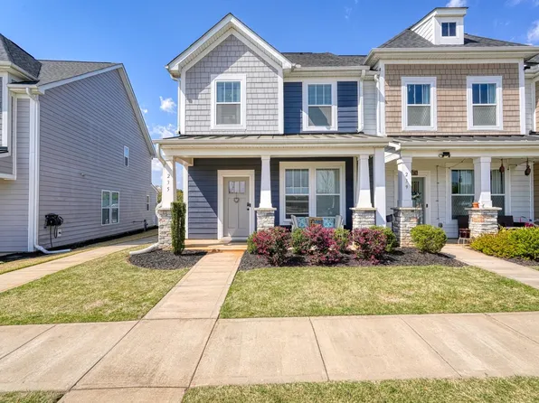 235 Dalmatian Dr, Spartanburg, SC 29307