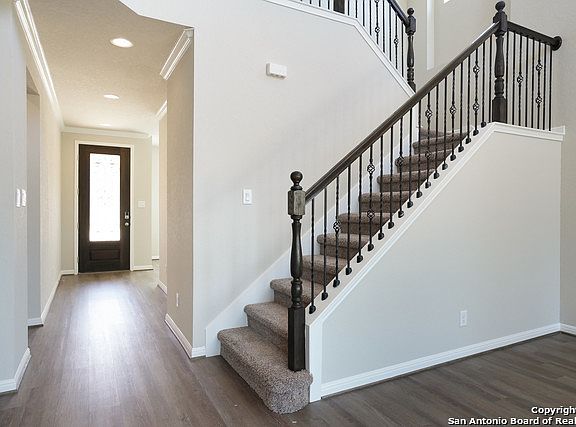 3rd image of 8435 Noella Way
