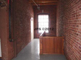 40 Bemis Rd, Fitchburg, MA 01420