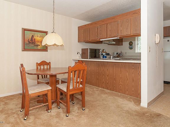 5th image of 271 Black River St APT E