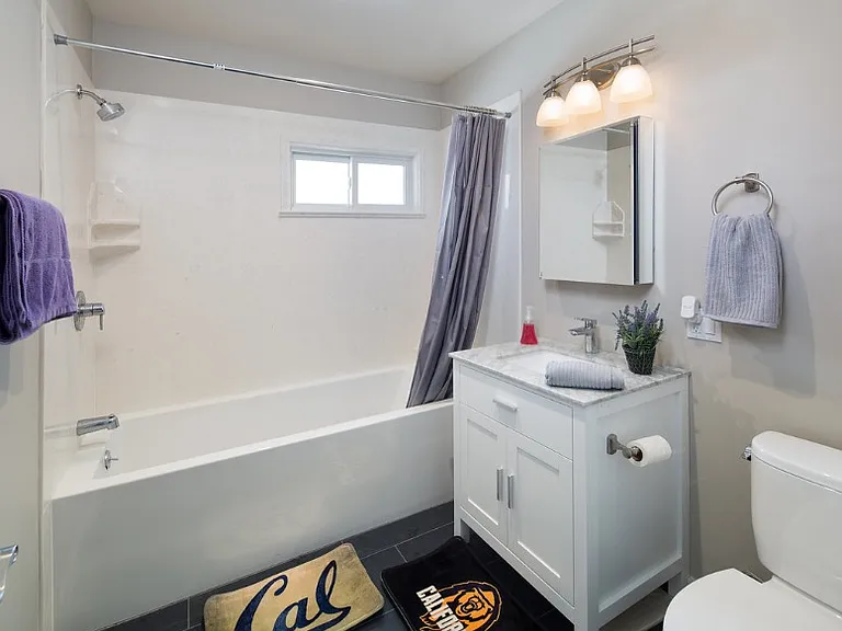 Bathroom Bathroom