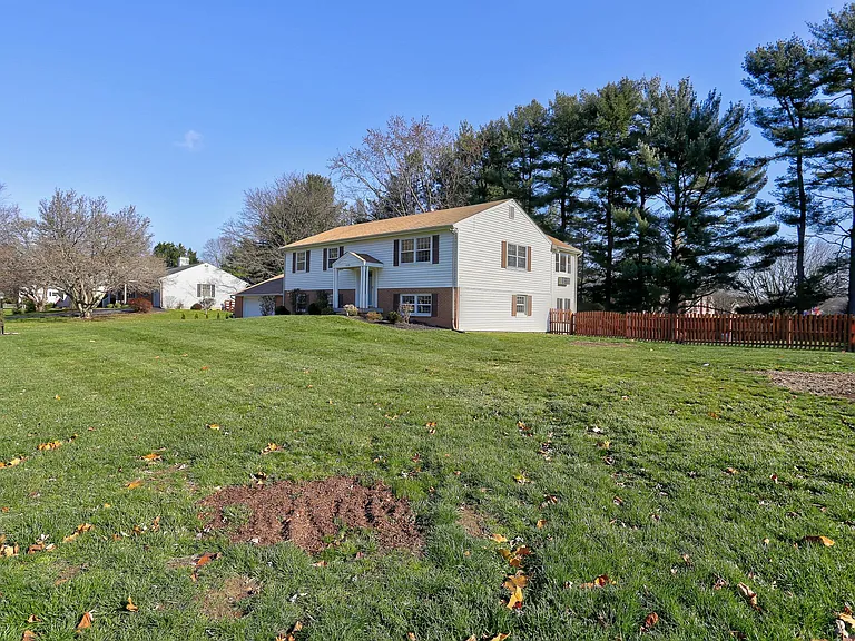 3229 Ramblewood Rd — Photo 22