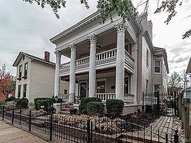 4th image of 53 La Belle St