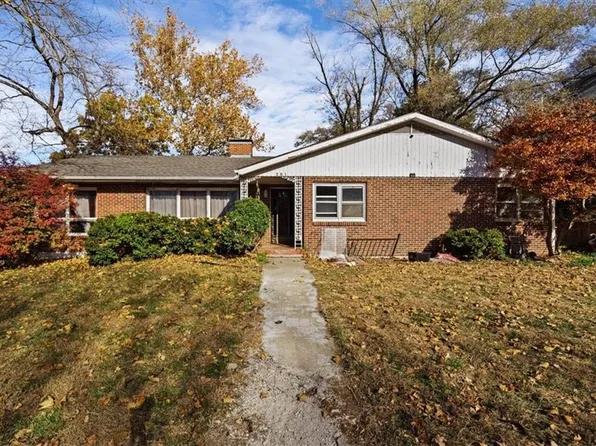 201 E Riley St, Atchison, KS 66002