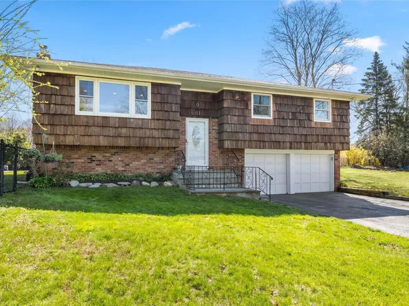 61 Adams Avenue, Sound Beach, NY 11789