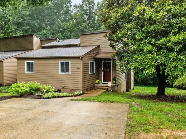 1747 Foxfire Cir, Henrico, VA 23238