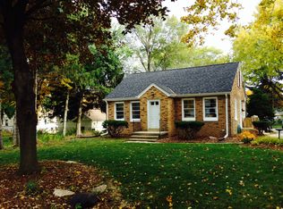 5730 N Sunny Point Rd, Glendale, WI 53209