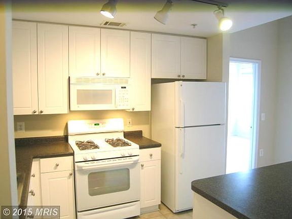 2nd image of 2765 Centerboro Dr APT 463