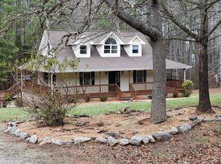 240 Fox Fire Dr, Bracey, VA 23919