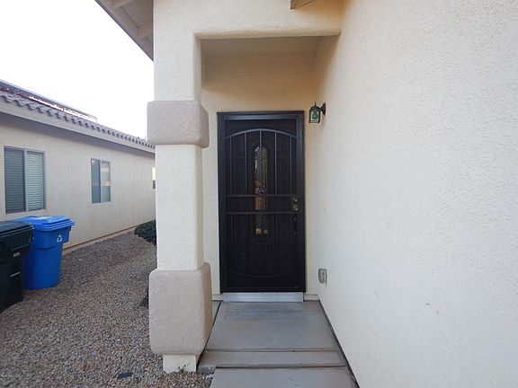 5th image of 4466 Resort Dr
