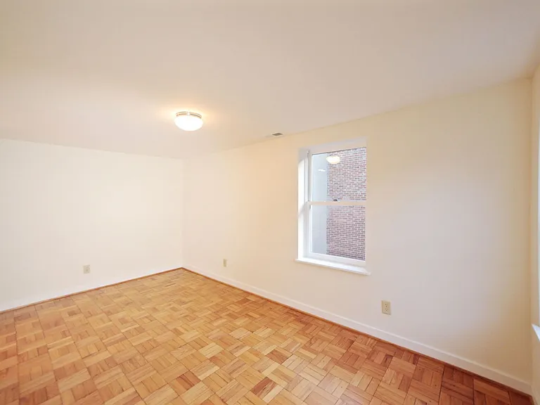 1221 N Street, NW — Photo 13
