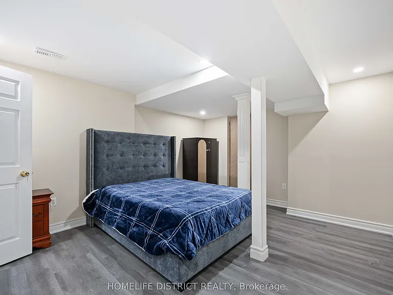 7 Mosely Cres — Photo 19