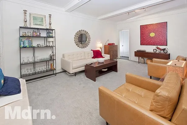 Rented by Mdrn Residential | media 10