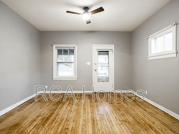 5th image of 1046 E Bradbury Ave