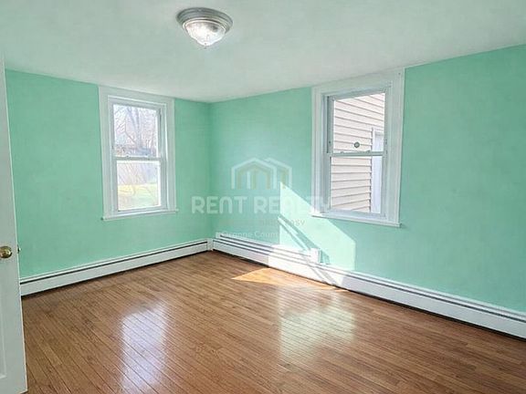5th image of 43 Hillside Ave #1