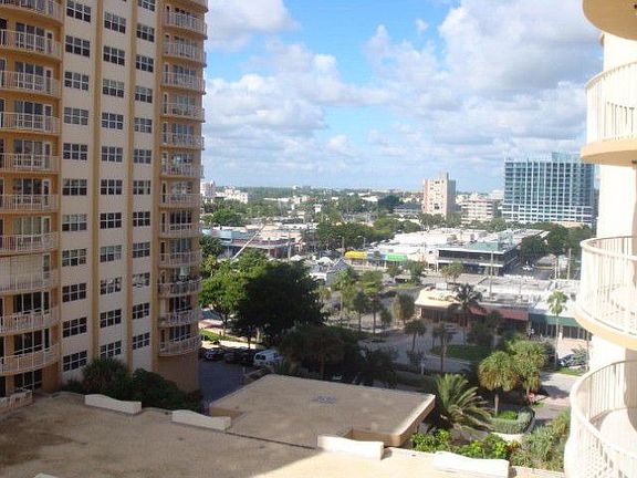 4th image of 3410 Galt Ocean Dr APT 704N
