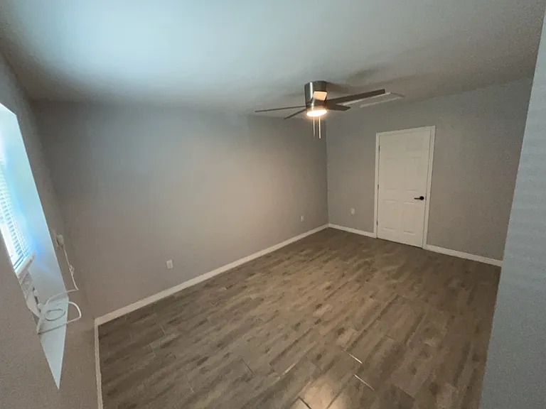 561 Raleigh St — Photo 14