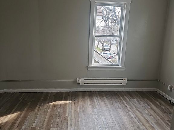 3rd image of 3173 W 38th St APT 3