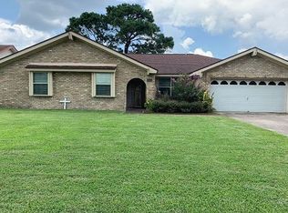 911 S 23rd St, Nederland, TX 77627