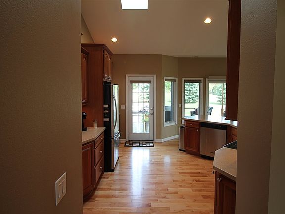 4th image of 5441 E Clayshire Dr