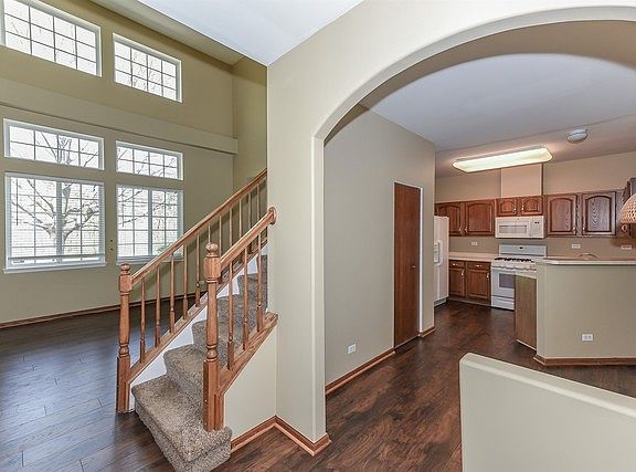 3rd image of 60 W Briarwood Dr #60