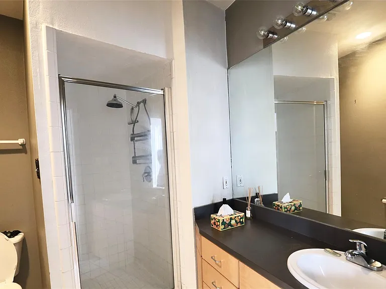 404 Rosalie St — Photo 9
