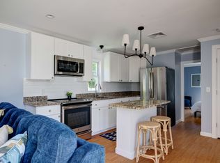 43 Ellery Ave Unit 47, Middletown, RI 02842
