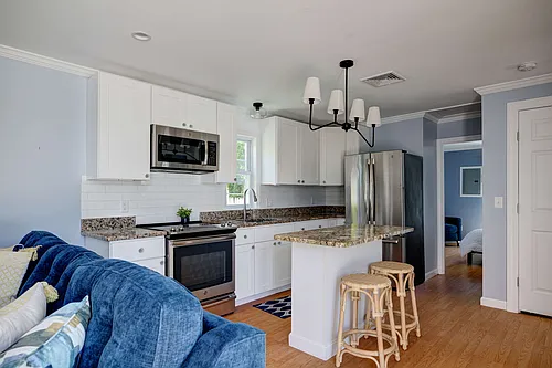 43 Ellery Ave Photo 1