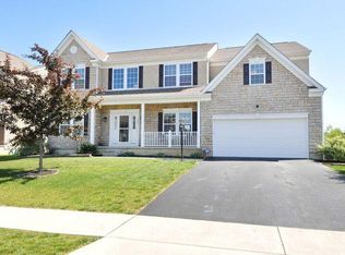 4425 Orangeberry Dr, Grove City, OH 43123