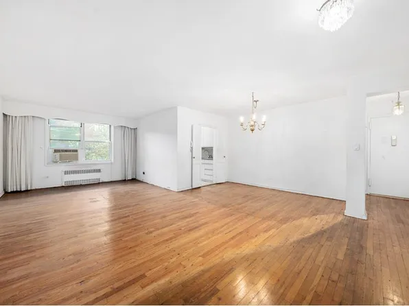 112-20 72nd Drive image 1 of 20