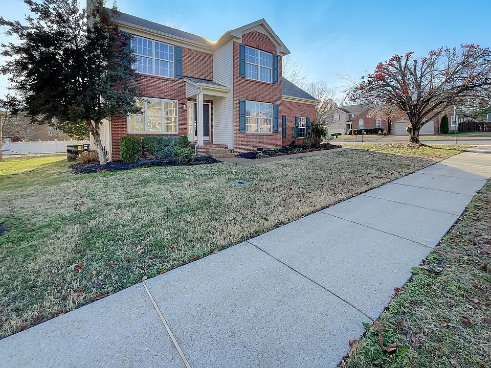 1st image of 701 Amhearst Ct