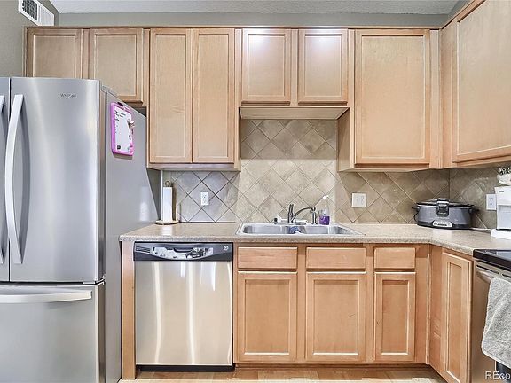 5th image of 804 Summer Hawk Dr Unit 5303