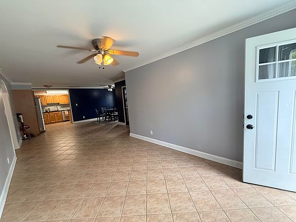 3rd image of 110 Bucknell Ave