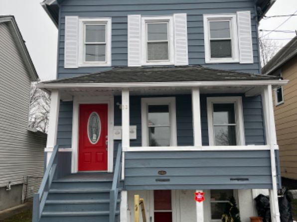 32 Lee St #B