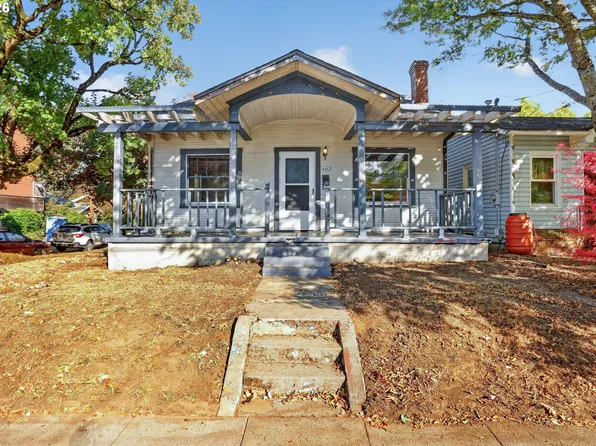 4405 SE Division St, Portland, OR 97206