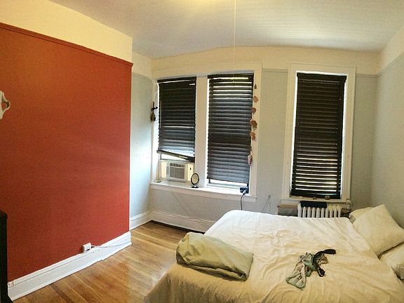 5th image of 3318 31st Ave APT 3F