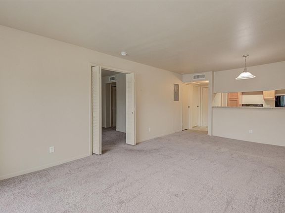 5th image of 3045 Walnut Bend Ln APT 25