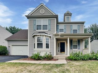 2440 Geneva Ln, Montgomery, IL 60538