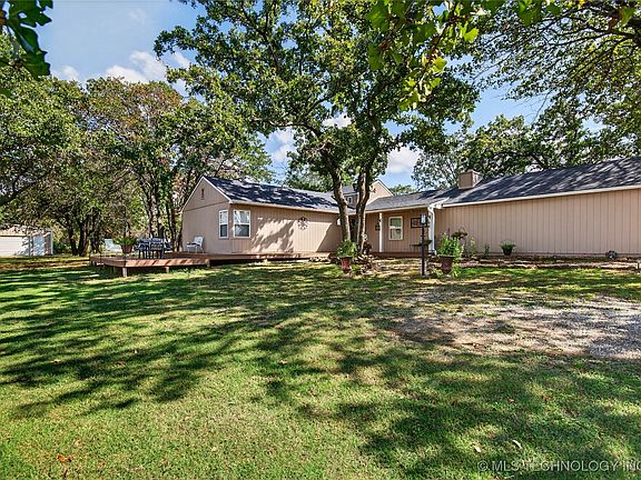 3rd image of 206 County Road 3001
