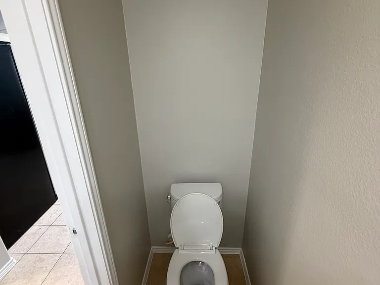 1008 Lucy Ln — Photo 14