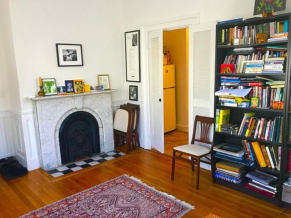3rd image of 407 Angell St APT 1