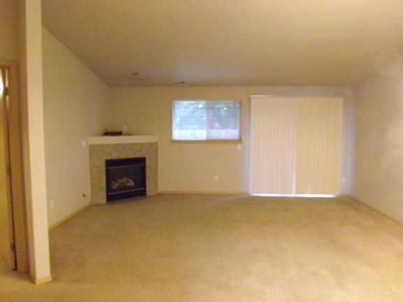 4th image of 12808 164th St E