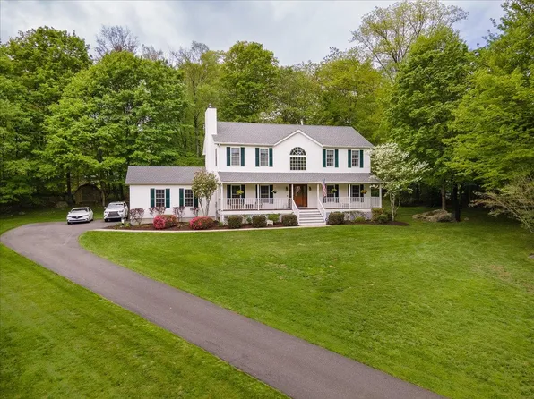 25 Gardineer Road, Putnam Valley, NY 10579